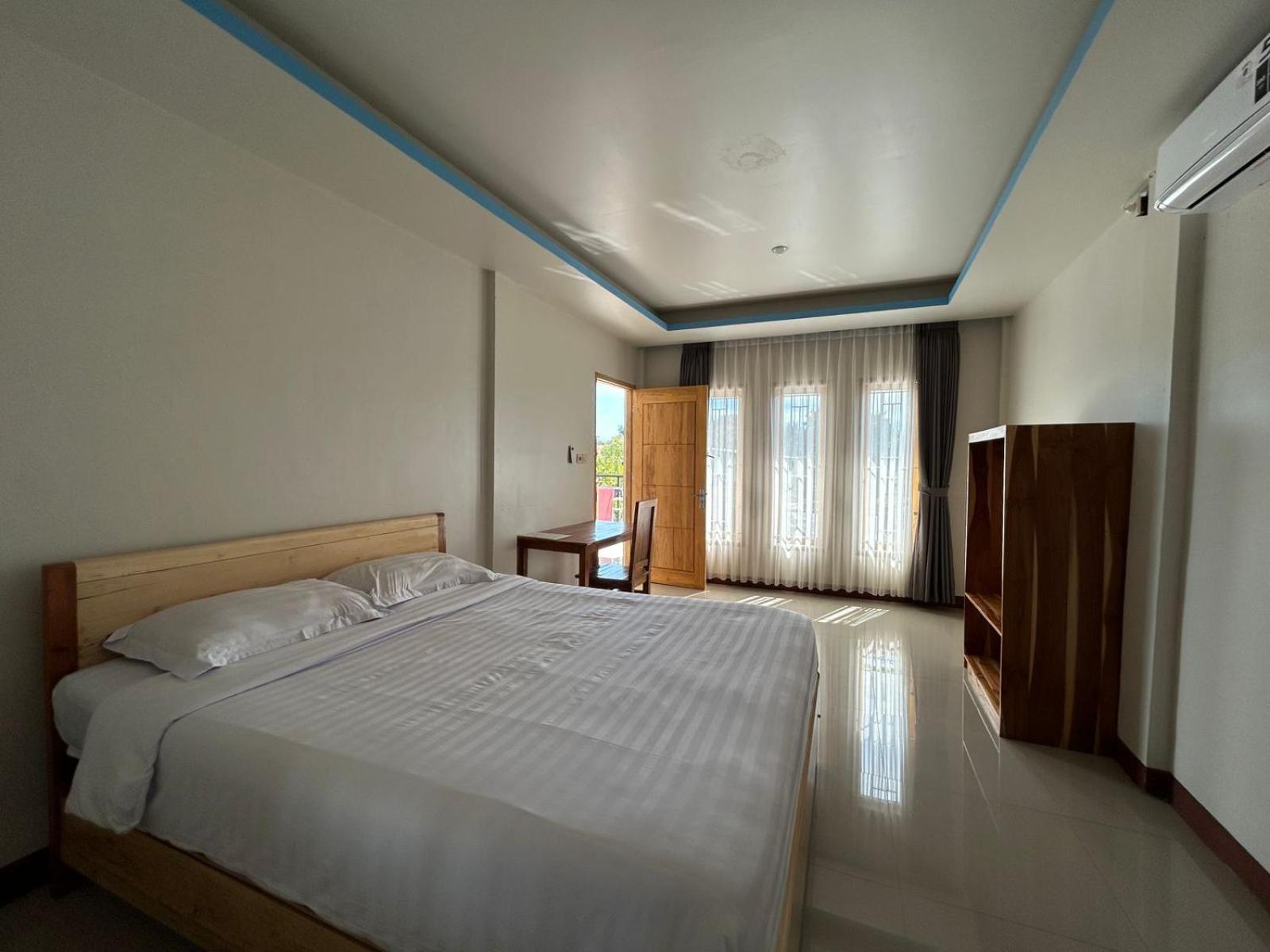 Four-G Home Stay & Komodo Tour Labuan Bajo Exterior foto
